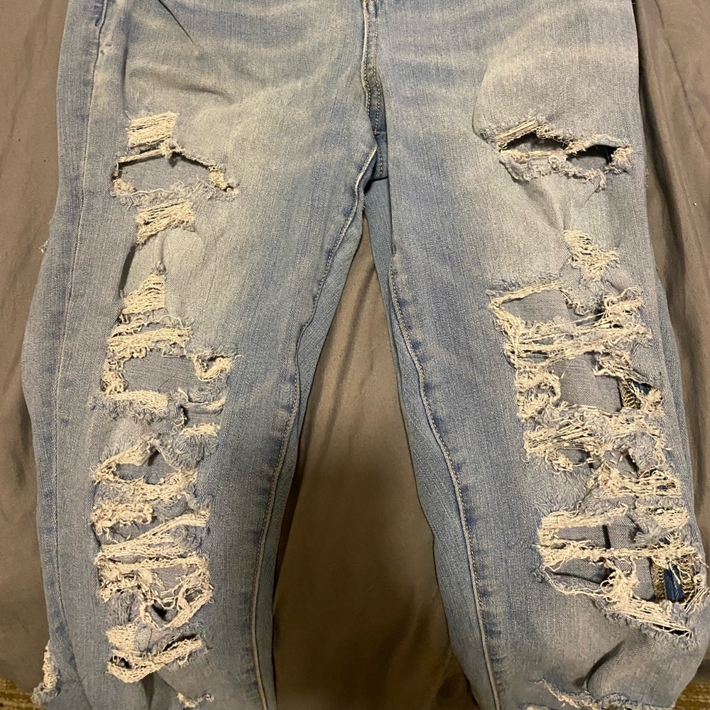 American Eagle ripped skinny jeans